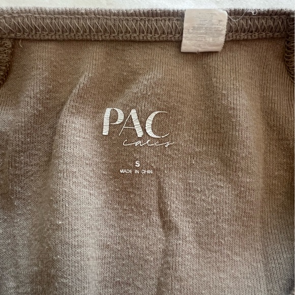 Brown Pacsun PacCares cropped baby tee - Picture 3 of 3